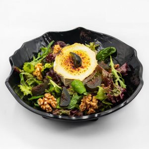 Микс листни салати с Френско козе сирене