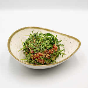 Салата авокадо с киноа